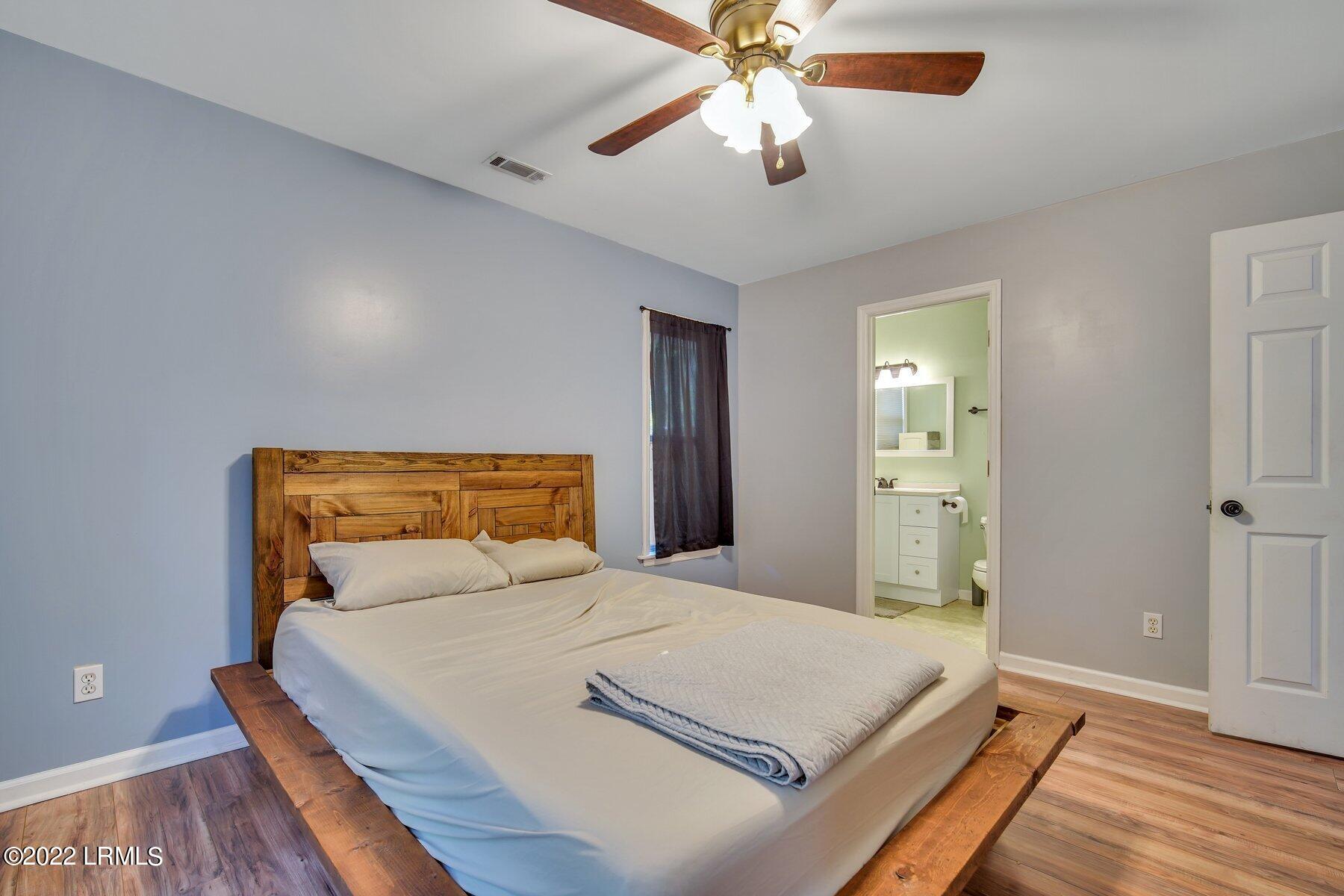 22 Blythewood Road Beaufort, SC 29907 - Photo 14 of 27 DSC08717.jpg-SMALL