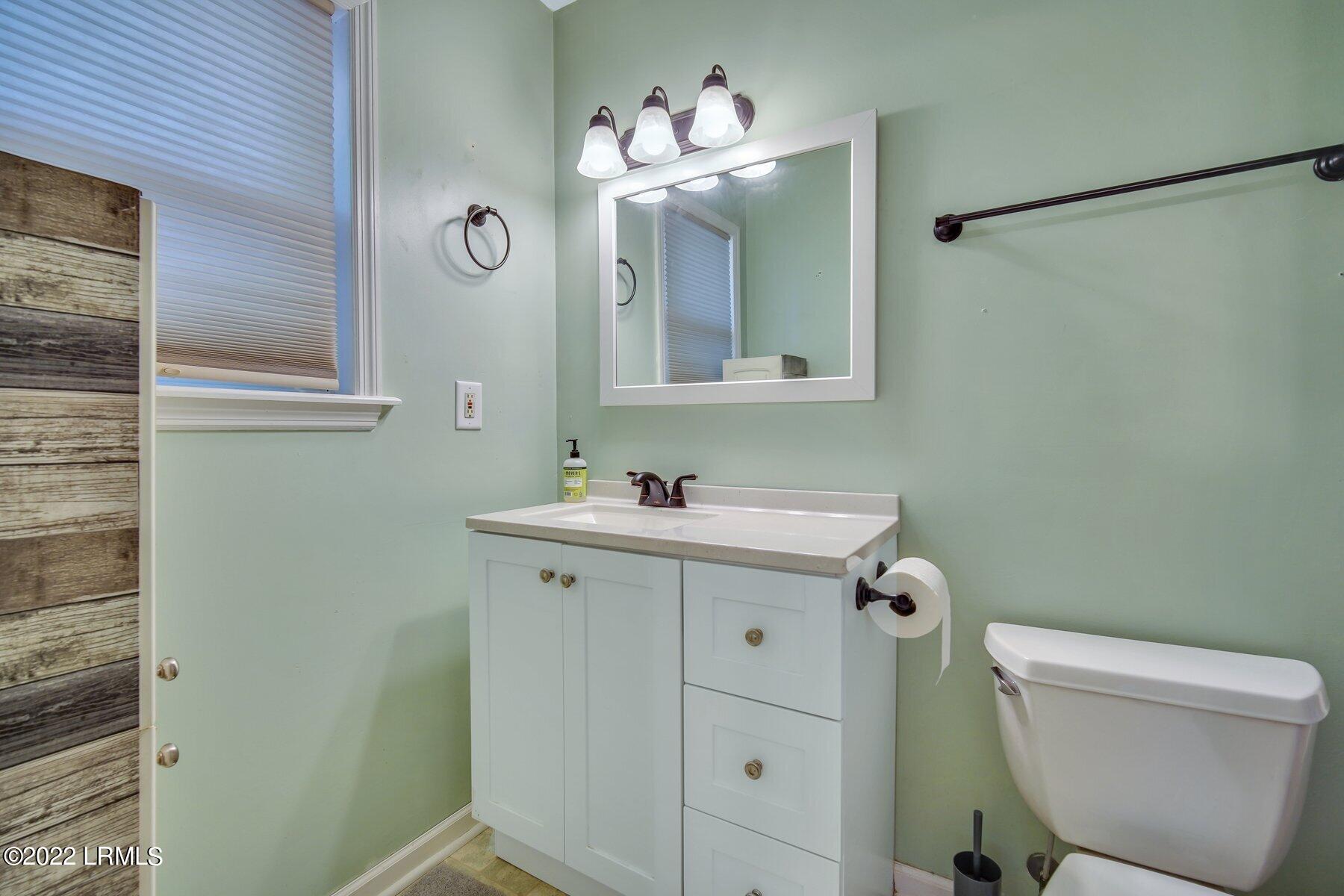 22 Blythewood Road Beaufort, SC 29907 - Photo 16 of 27 DSC08727.jpg-SMALL