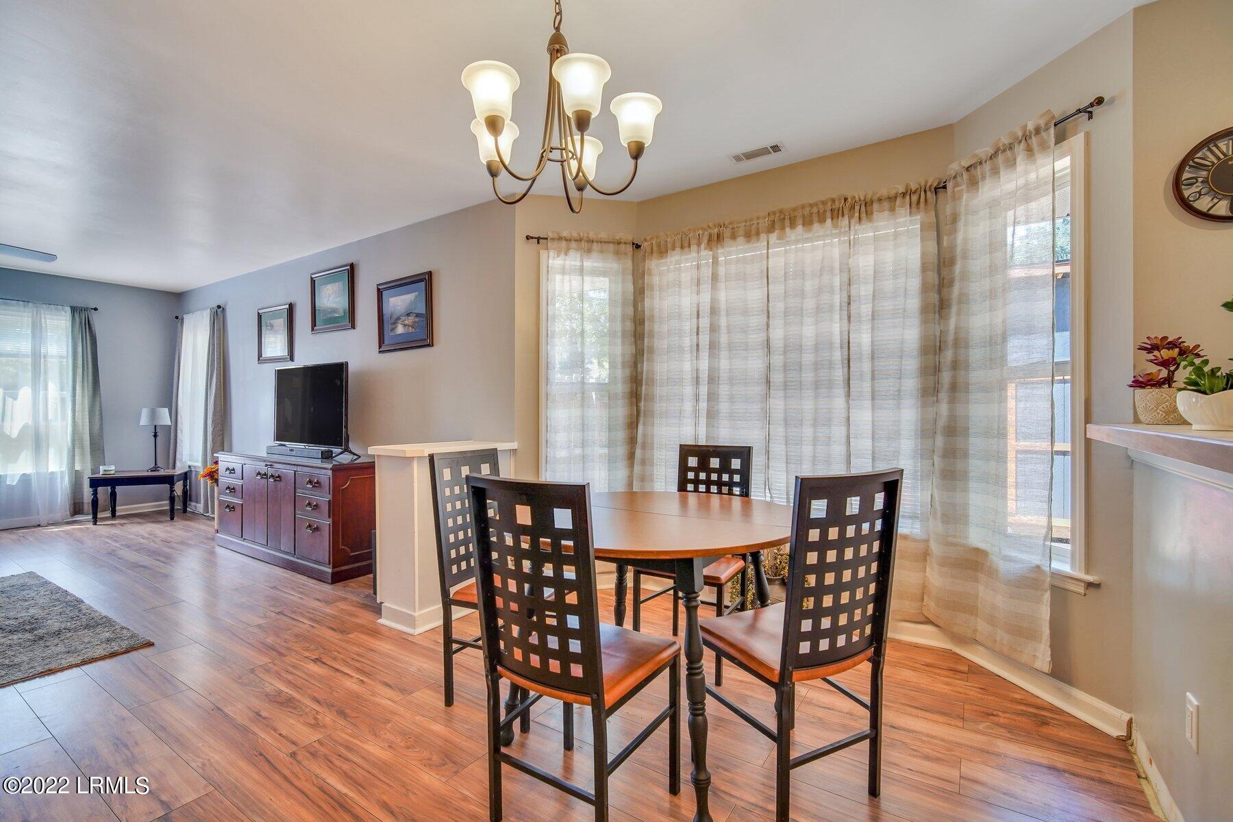 22 Blythewood Road Beaufort, SC 29907 - Photo 10 of 27 DSC08697.jpg-SMALL