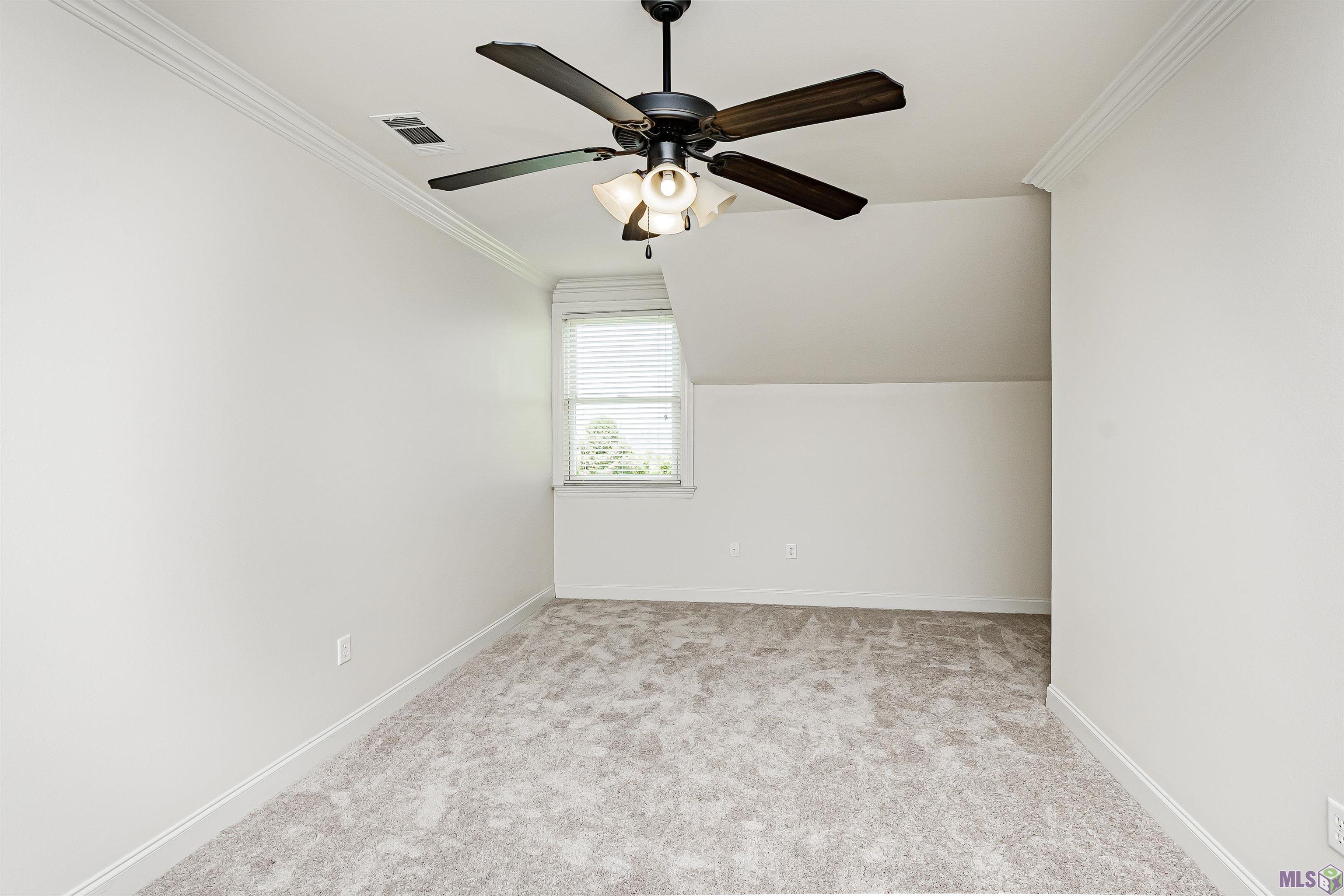 14628 Memorial Tower Drive Baton Rouge, LA 70810 - Photo 38 of 60 Upstairs landing