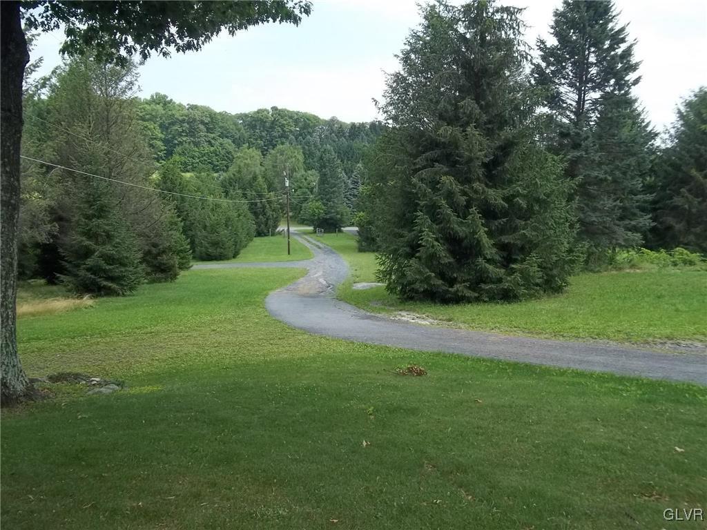 3072 High Hill Road Slatington, PA 18080 - Photo 3 of 50 Gallery Image 3