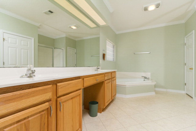 117 Durby Lane Foley, AL 36535 - Photo 11 of 23 Master Bathroom