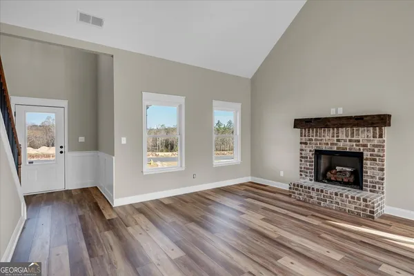 $344,500 | 442 Burlington Drive, Lizella, GA 31052