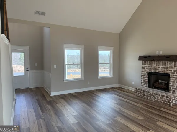 $344,500 | 442 Burlington Drive, Lizella, GA 31052
