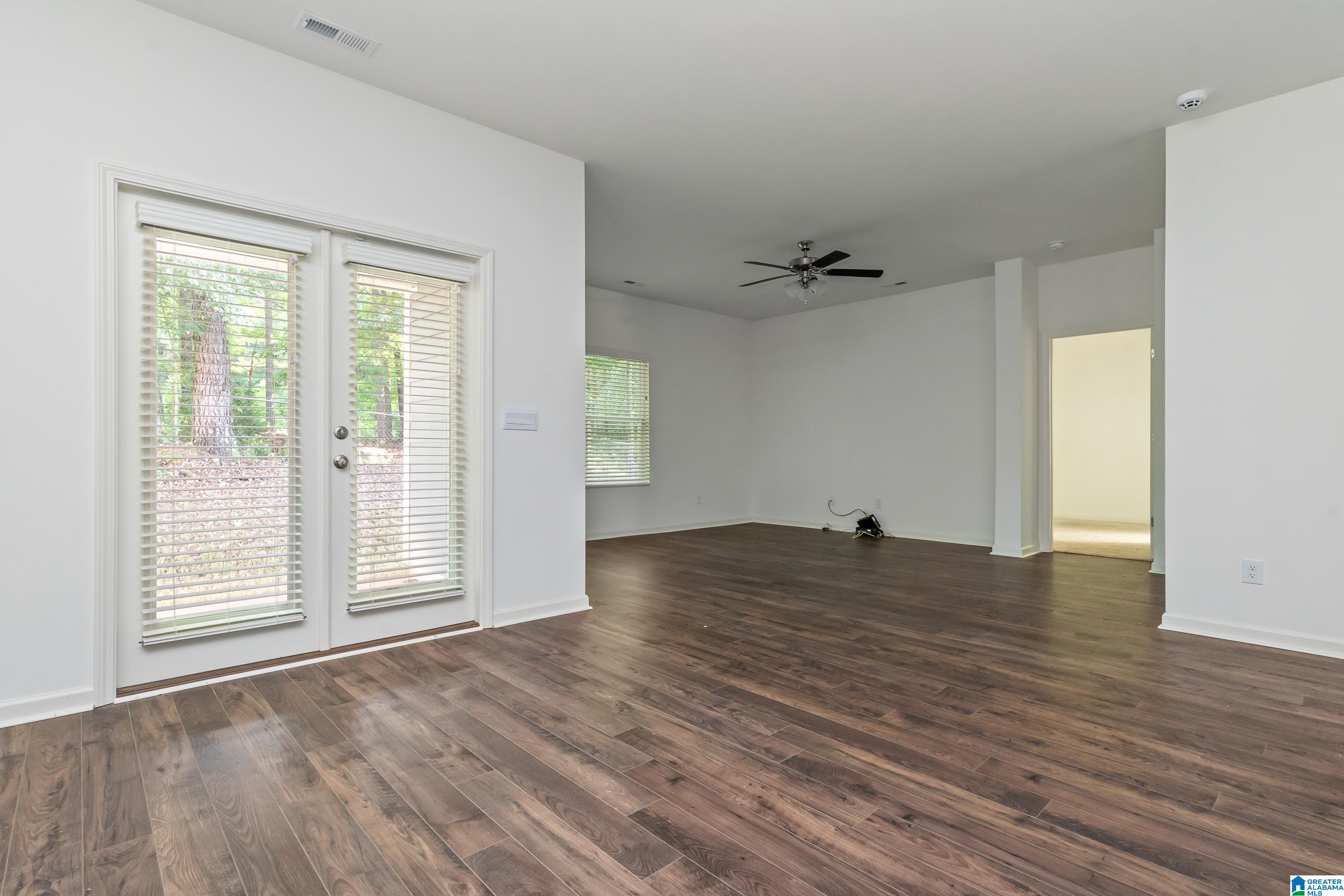 794 Valley Circle Leeds, AL 35094 - Photo 8 of 27