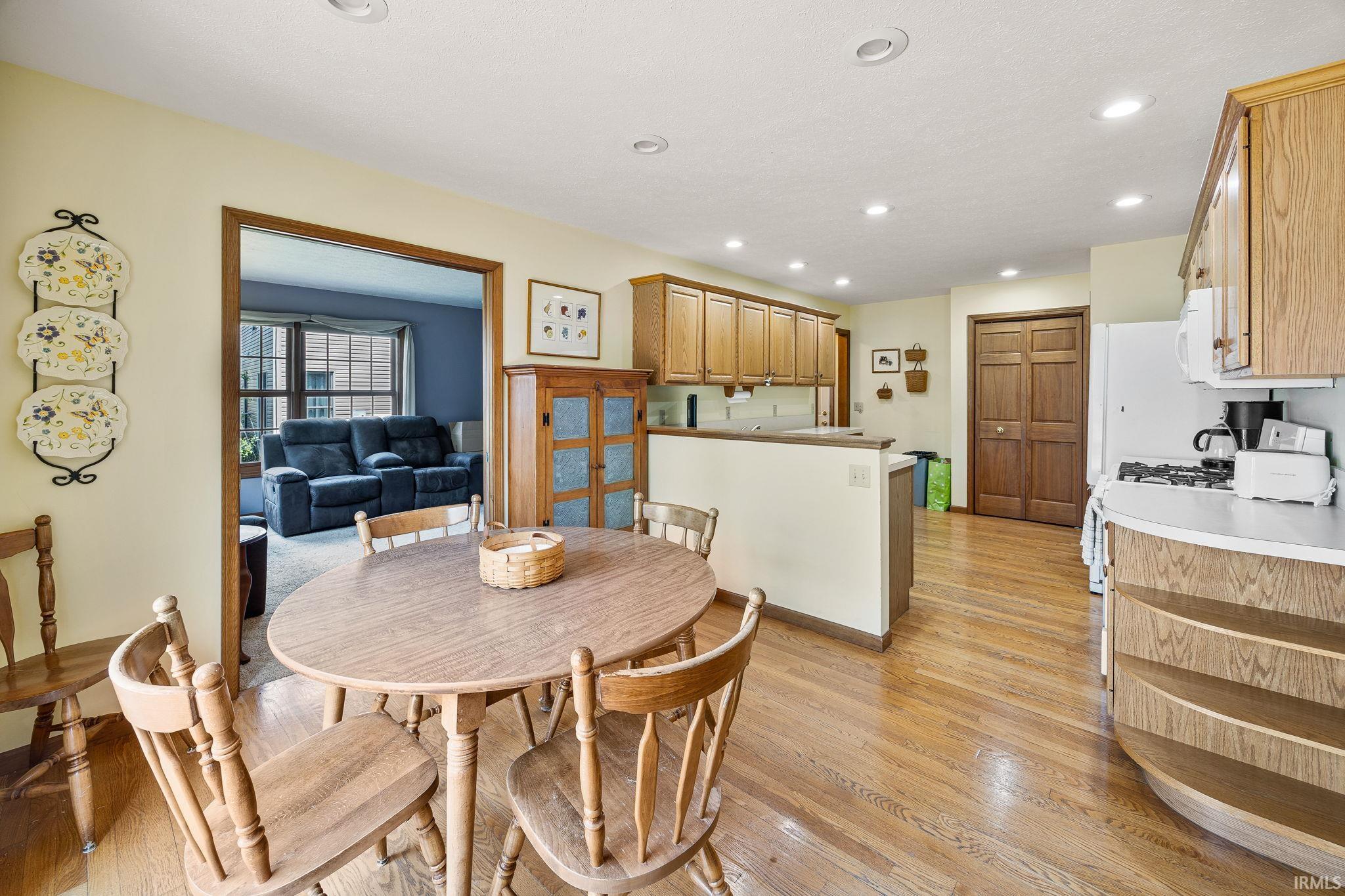61587 Brompton Road South Bend, IN 46614 - Photo 8 of 26