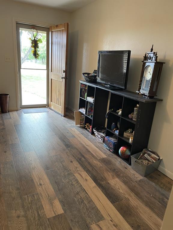 100 Snow Street Bangs, TX 76823 - Photo 9 of 28