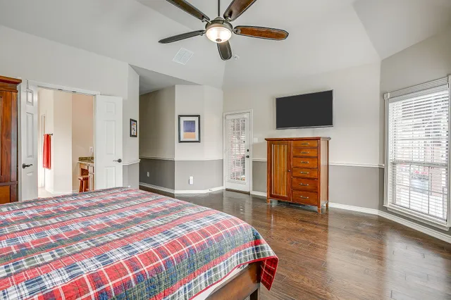 $699,000 | 2805 Stackhouse Street, Fort Worth, TX 76244