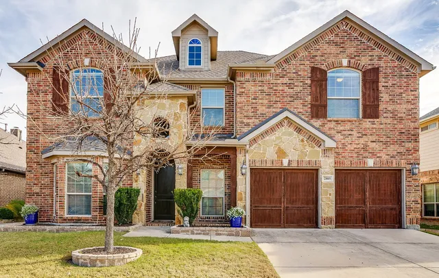 $699,000 | 2805 Stackhouse Street, Fort Worth, TX 76244