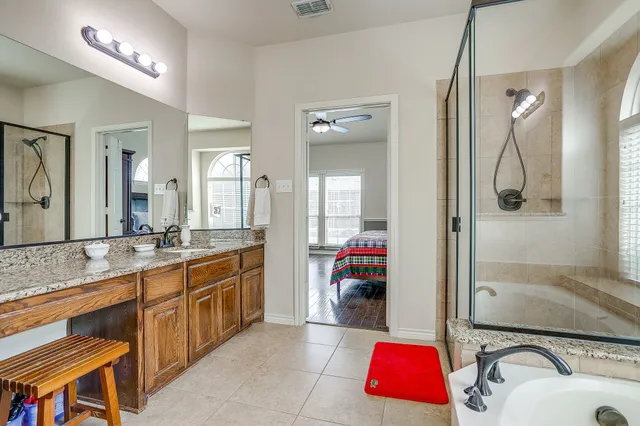 $675,000 | 2805 Stackhouse Street, Fort Worth, TX 76244