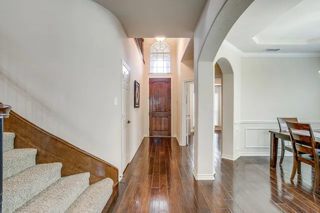 $699,000 | 2805 Stackhouse Street, Fort Worth, TX 76244