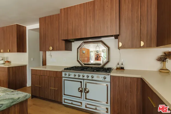 $20,000 | 12220 Benmore Terrace, Los Angeles, CA 90049