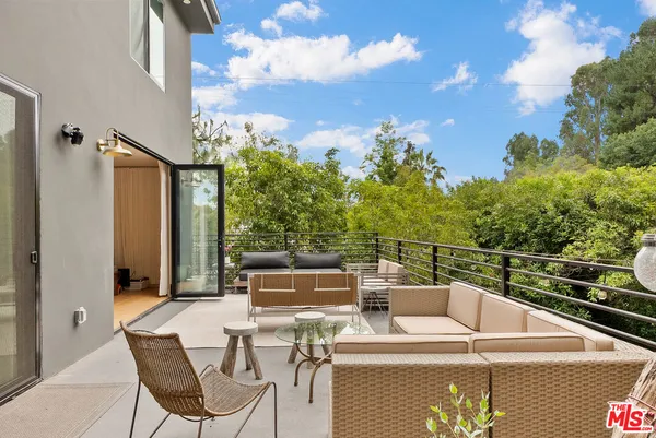 $20,000 | 12220 Benmore Terrace, Los Angeles, CA 90049