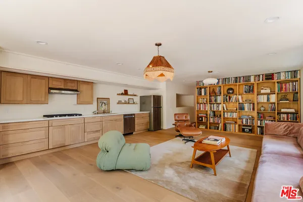 $20,000 | 12220 Benmore Terrace, Los Angeles, CA 90049