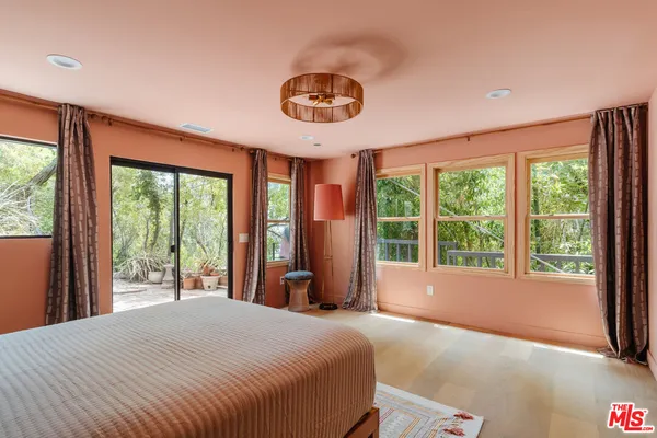 $20,000 | 12220 Benmore Terrace, Los Angeles, CA 90049