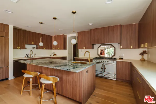 $20,000 | 12220 Benmore Terrace, Los Angeles, CA 90049