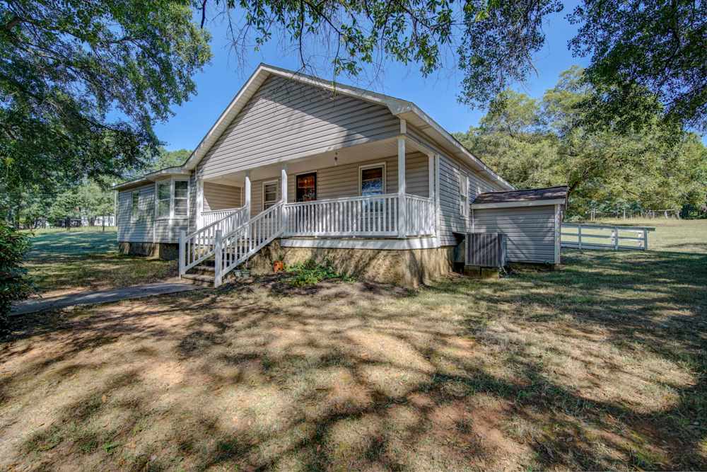 305 4th Street Boiling Springs, SC 29316 - Photo 2 of 35 Gallery Image 2