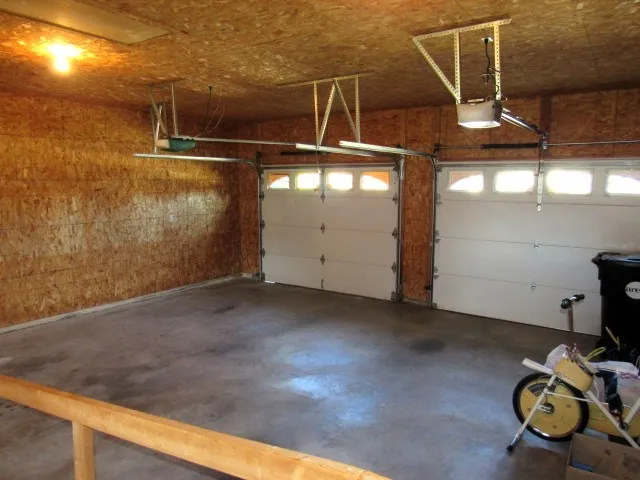 $299,000 | 3 Delmar Drive, Clinton, IL 61727