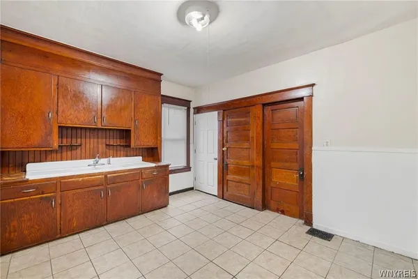 $139,900 | 154 Zenner Street, Buffalo, NY 14211