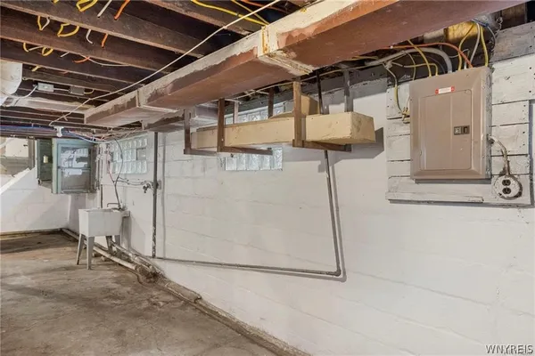 $139,900 | 154 Zenner Street, Buffalo, NY 14211