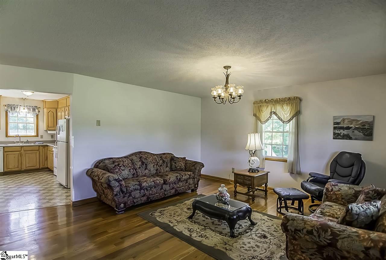 121 Dickard Road Walhalla, SC 29691 - Photo 7 of 22 Gallery Image 7