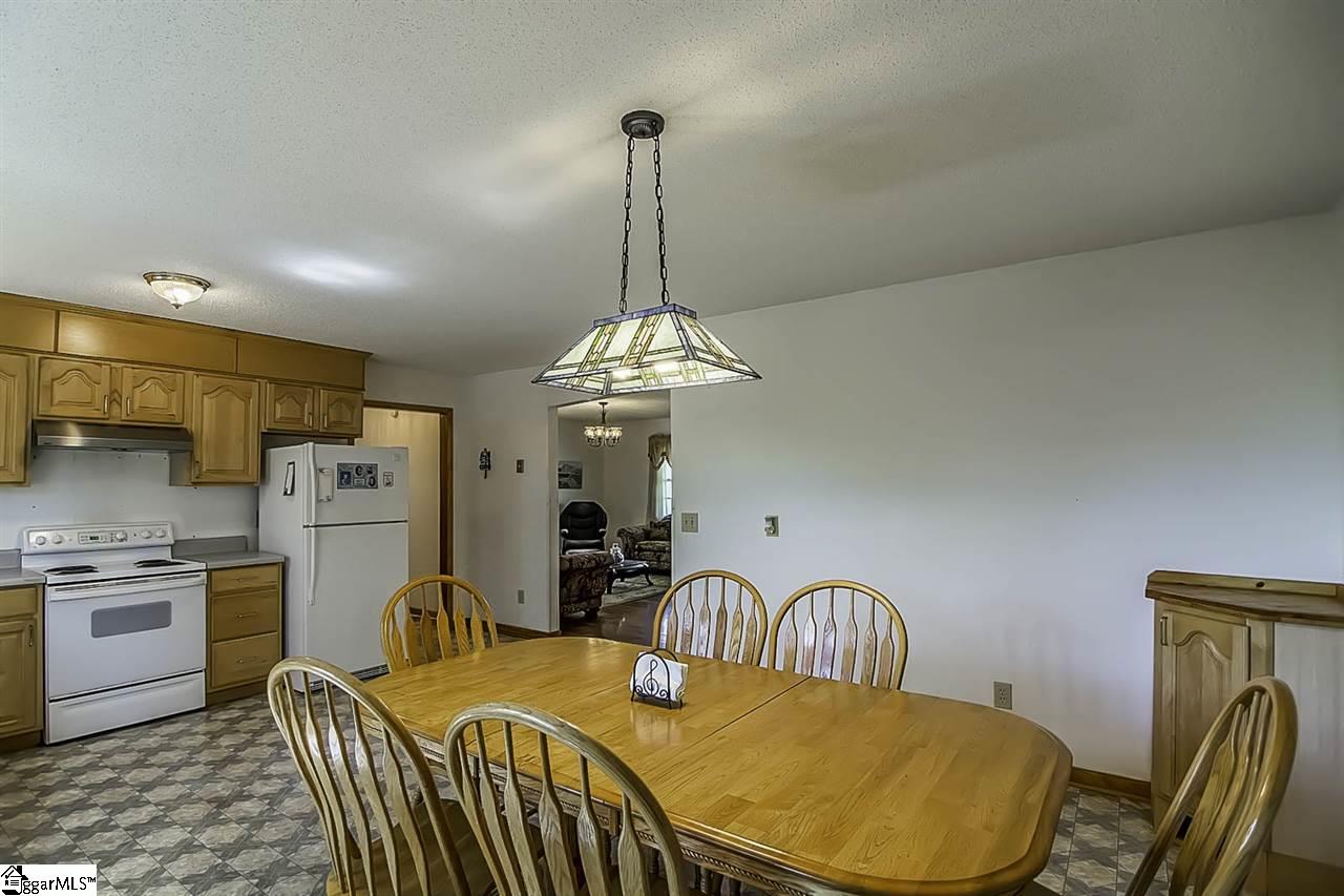 121 Dickard Road Walhalla, SC 29691 - Photo 8 of 22 Gallery Image 8