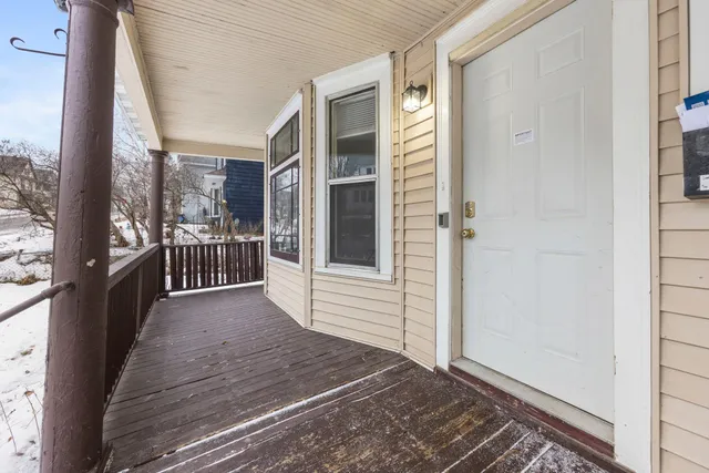 $240,000 | 680 Lawson Avenue East, St. Paul, MN 55106