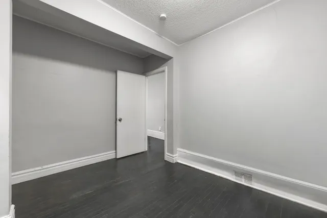 $240,000 | 680 Lawson Avenue East, St. Paul, MN 55106