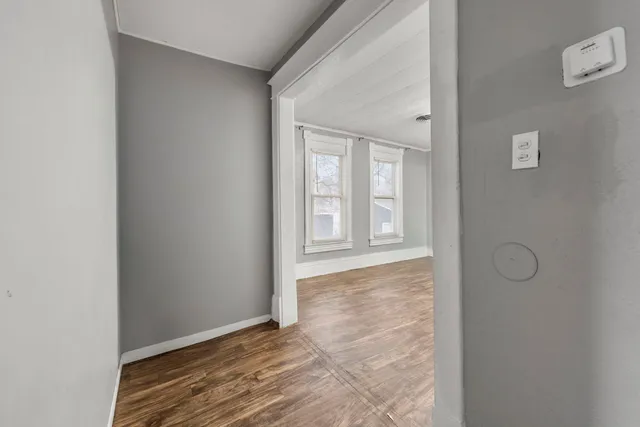 $240,000 | 680 Lawson Avenue East, St. Paul, MN 55106