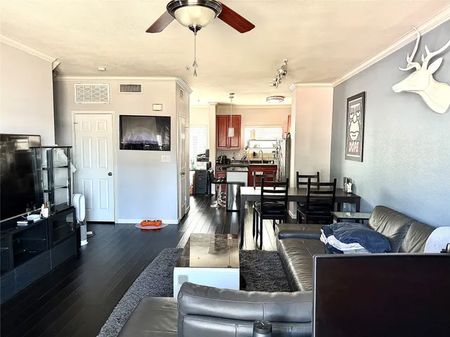 $2,000 | 9200 Westheimer Road, Unit 1003, Houston, TX 77063