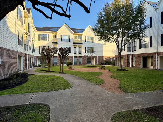 $2,000 | 9200 Westheimer Road, Unit 1003, Houston, TX 77063