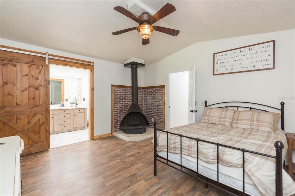 37411 Phelps Road Zephyrhills, FL 33541 - Photo 35 of 65 Gallery Image 35