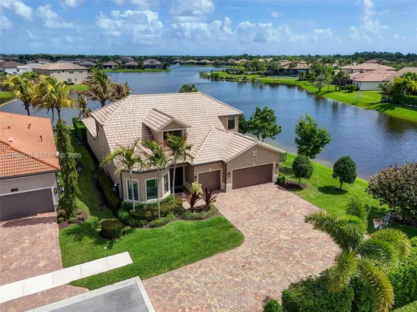 $1,945,000 | 130 Blanca Isles Lane, Jupiter, FL 33478