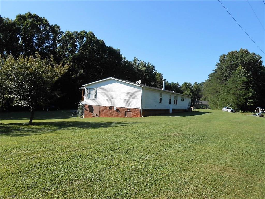 245 Pennington Road Reidsville, NC 27320 - Photo 3 of 30 Gallery Image 3