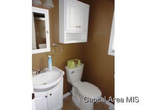 40 Marian Lane Springfield, IL 62704 - Photo 16 of 18