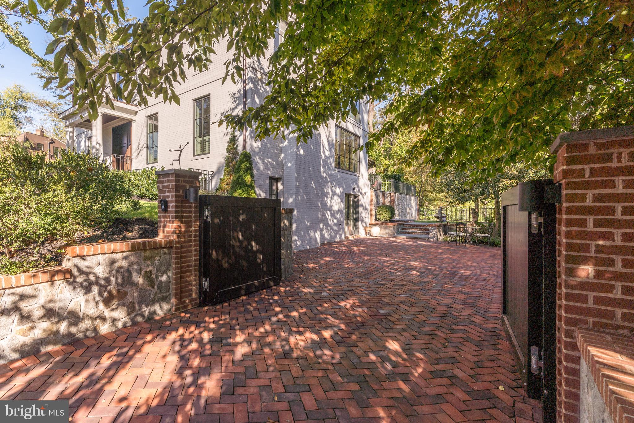 4401 W Street Northwest Washington, DC 20007 - Photo 44 of 45 Gated motor court