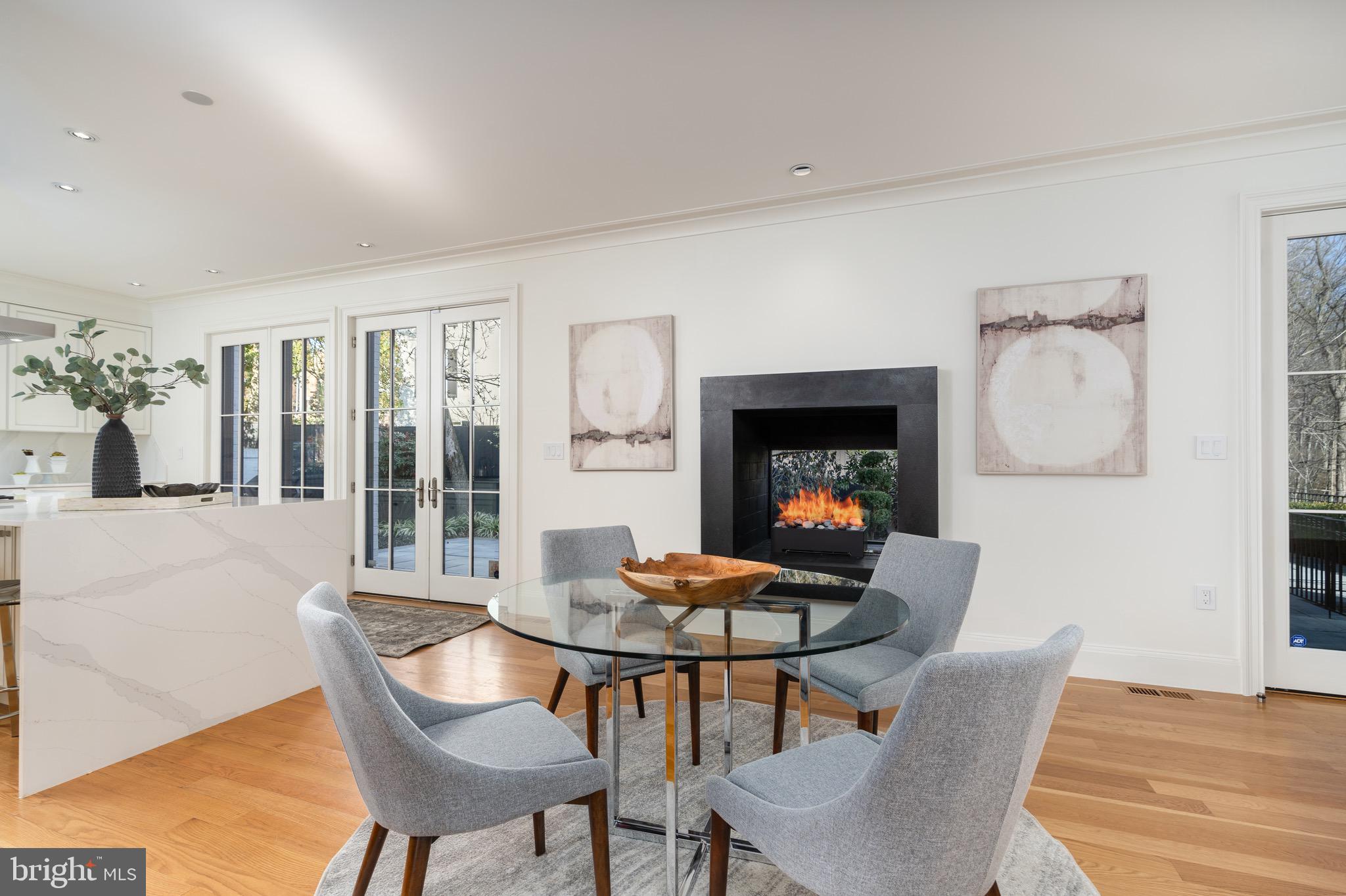 4401 W Street Northwest Washington, DC 20007 - Photo 8 of 45 Living Room