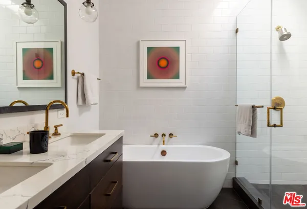 $1,600,000 | 612 Flower Avenue, Unit C, Venice, CA 90291