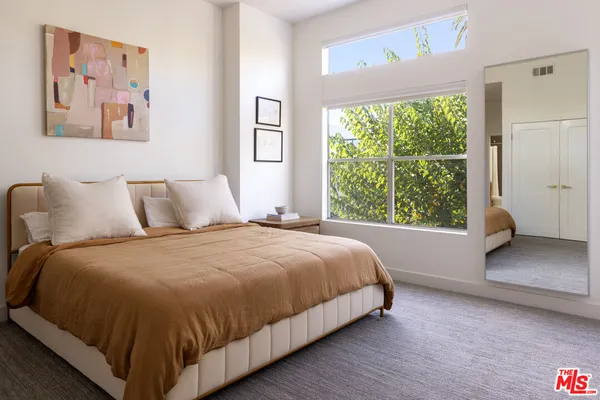 $1,600,000 | 612 Flower Avenue, Unit C, Venice, CA 90291