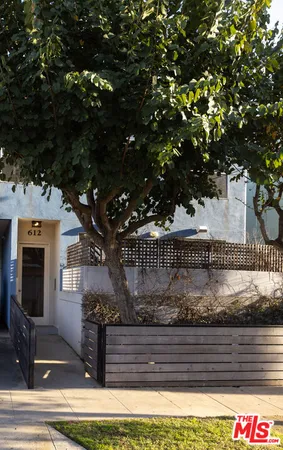 $1,600,000 | 612 Flower Avenue, Unit C, Venice, CA 90291