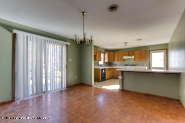 11 Bovanko Road Cream Ridge, NJ 08514 - Photo 13 of 22 Dining2