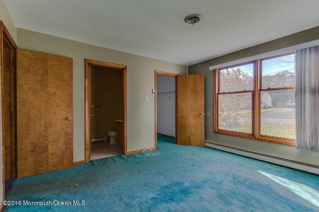 11 Bovanko Road Cream Ridge, NJ 08514 - Photo 21 of 22 master bedroom1#1