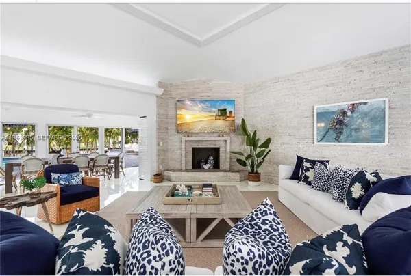 $25,000 | 1025 Belle Meade Island Drive, Miami, FL 33138