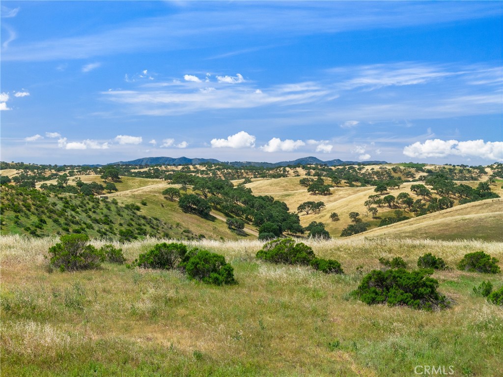 1738 Nygren Road San Miguel, CA 93451 - Photo 10 of 15