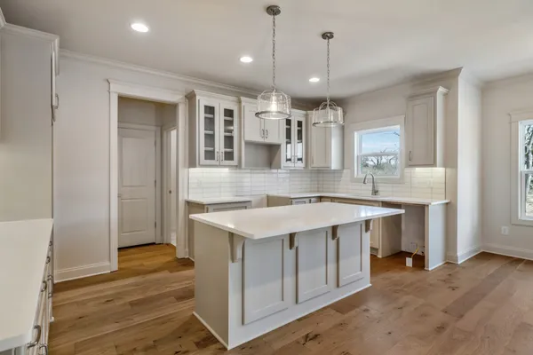 $699,900 | 8780 Cainsville Pike, Lascassas, TN 37085