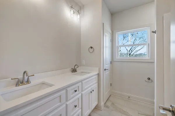 $699,900 | 8780 Cainsville Pike, Lascassas, TN 37085