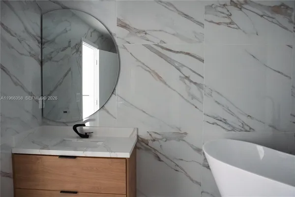 $1,150,000 | 10433 Southwest 118th Court, Miami, FL 33186