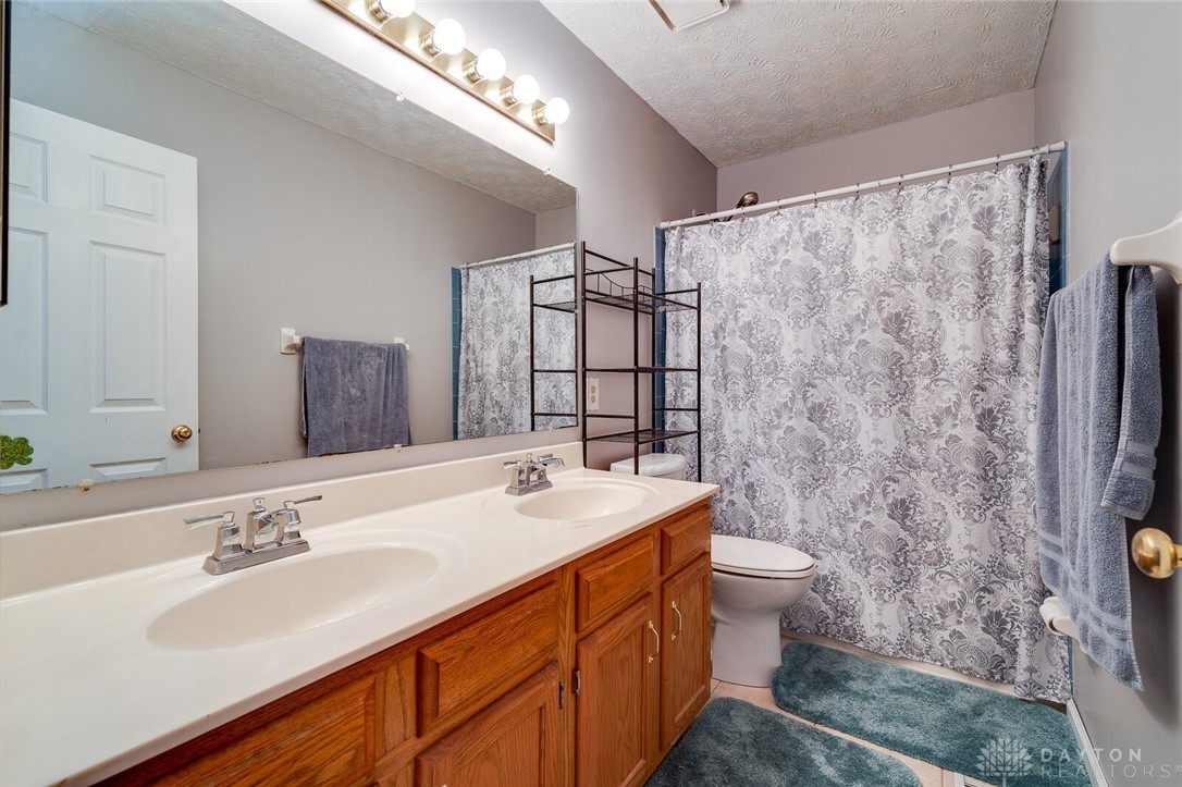 6626 Pheasant Ridge Road Dayton, OH 45424 - Photo 35 of 53 Gallery Image 35
