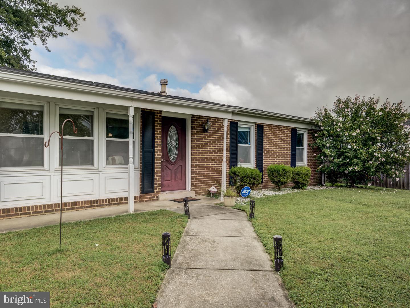 10905 Old Fort Road Fort Washington, MD 20744 - Photo 5 of 42 Gallery Image 5