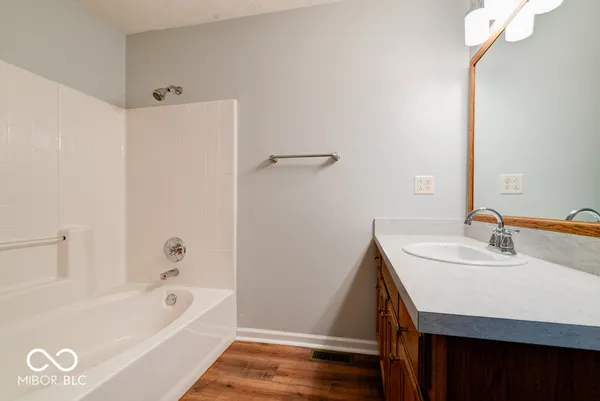 $319,000 | 1031 Woodridge Street, Brownsburg, IN 46112
